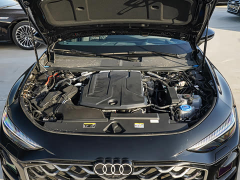 2026�� TFSI quattro 200kW �콢������