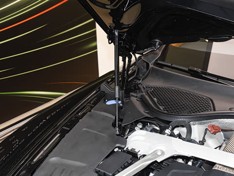 2026�� 4.0T V8 ��׼��