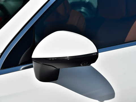 2026�� GLC 260 L 4MATIC �����