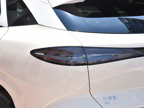 2025�� EV 605�캽Plus��