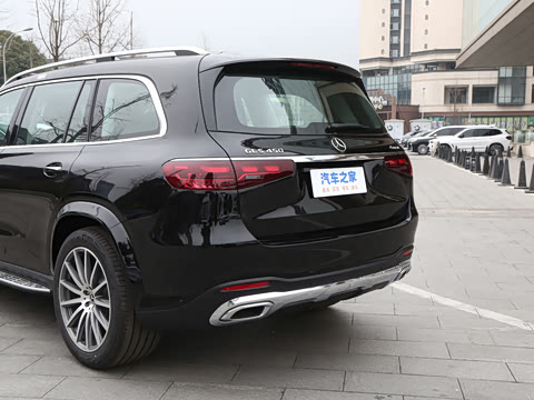 2026�� GLS 450 4MATIC ������