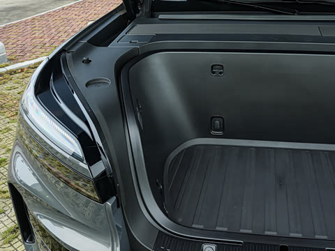 2026�� Ultra+ ������