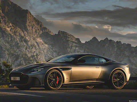 2023�� DBS Superleggera V12 Coupe