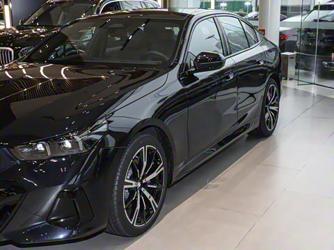 2024�� 530i ������ M�˶���װ