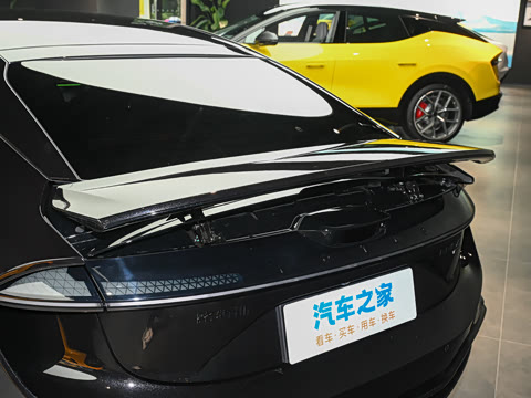 2026�� 600 SE 5��