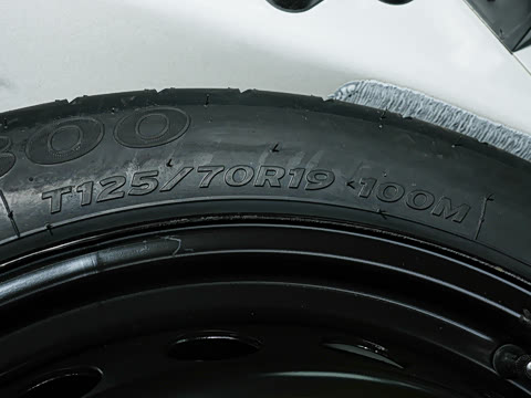 2026�� 200���������� 40 TFSI ����������