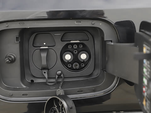 2026�� 211km XWD ��ΪǬ���Ǽ�