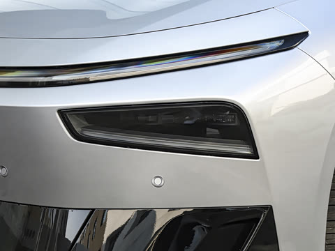 2026�� ���� 615 Max �콢��