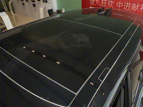 2025�� 400PS Dynamic SE