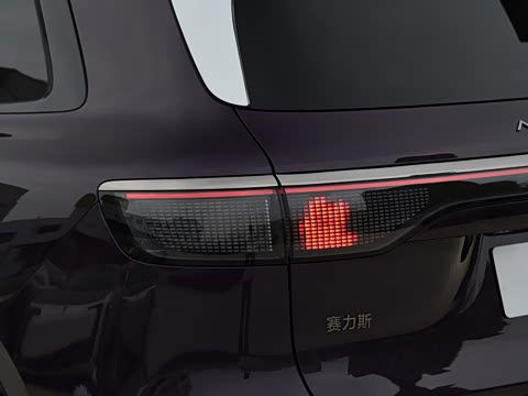 2025�� ���� Ultra�� 53.4kWh 6���� (896�߼����״