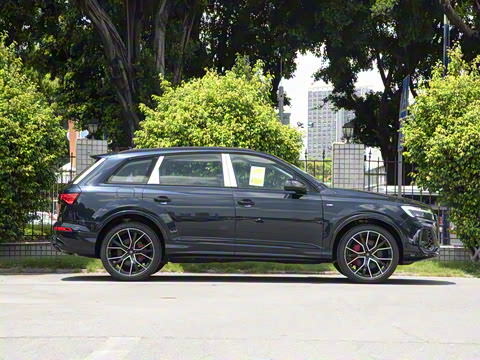 2025�� 55 TFSI quattro S line����ʿ��