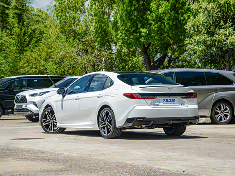 2026�� ˫�� 2.0HS �˶���