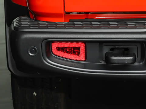 2023�� 3.6L Overland