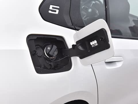 2026�� �Ŀ� 530Li ������ M�˶���װ