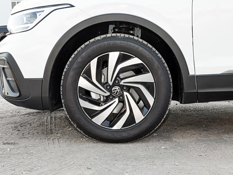 2026�� ���ڿ� 300TSI �Զ��������ڰ�