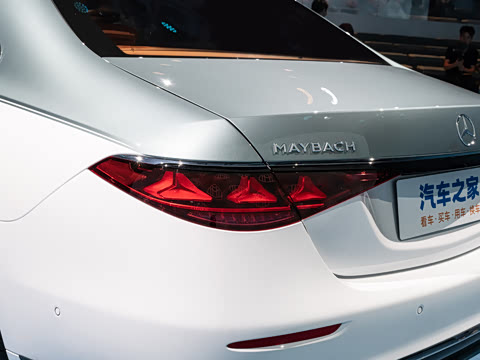 2027�� S 680 4MATIC