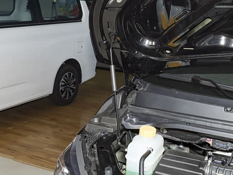 2026�� 1.6L �ֶ����������� 5��