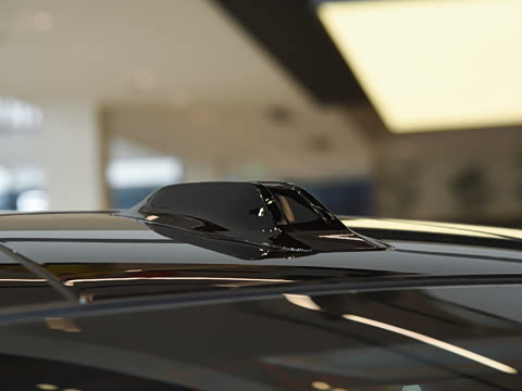 2026�� �Ŀ� eDrive 40L M�˶���װ