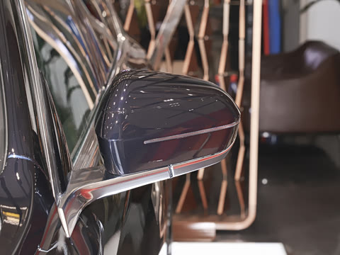 2026�� 735Li M�˶���װ