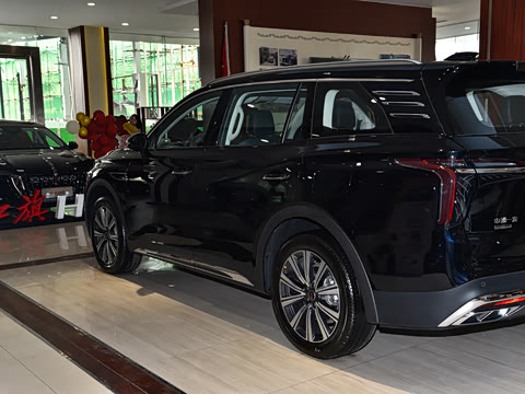 2025�� �Ŀ�  2.0T PHEV ����200��������� 6��