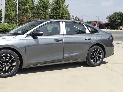 2025�� EM-i 70km ������