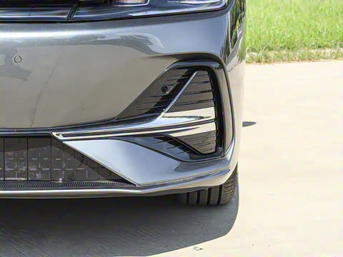 2025�� EM-i 70km ������