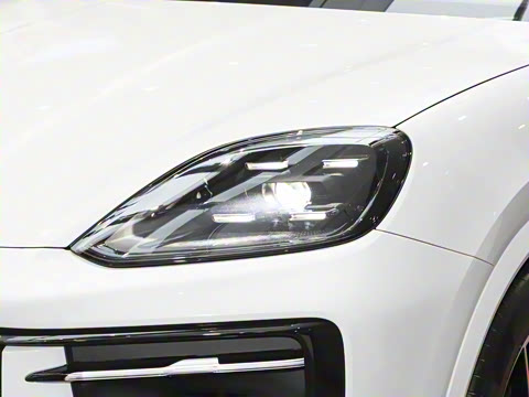 2026�� Cayenne Coup�� 3.0T