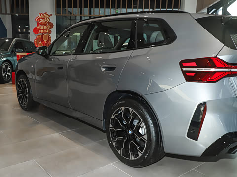 2025�� xDrive30L ������ M�˶���ҹ��װ