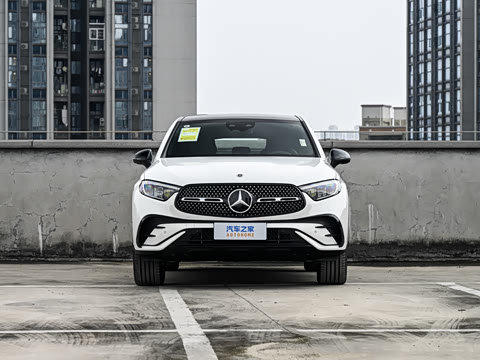 2026�� �Ŀ� GLC 300 4MATIC ����SUV
