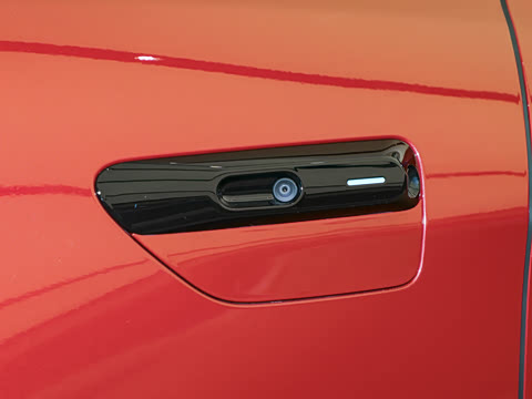 2025�� ����   Ultra ������