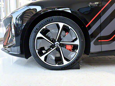 2025�� ��Ӱ��װ�޶��� 100kWh Touring