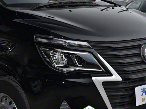 2025�� M5 1.6L ��׼��7��CNG