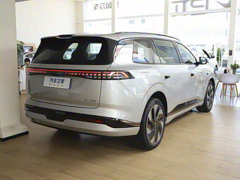 2025�� 210Ultra�Ǽݰ� 5��