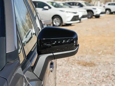 2026�� 2.0L ����������