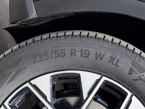2026�� �Ŀ� GLC 260 L 4MATIC ������