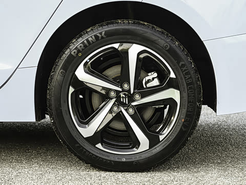 2026�� 705km MAX����������
