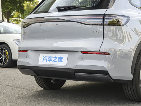 2027�� 530 ȫ�򾭵��