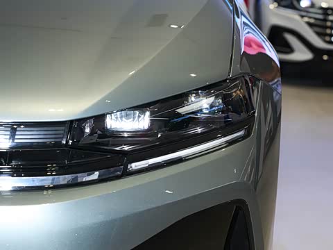 2026�� L 300TSI DSG ��Ӣ��