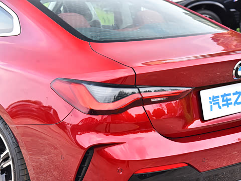 2026�� 425i M�˶���װ