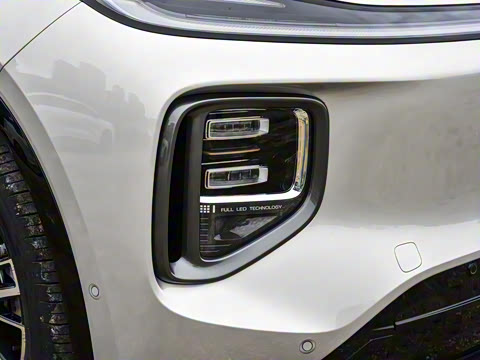 2025�� 215����������