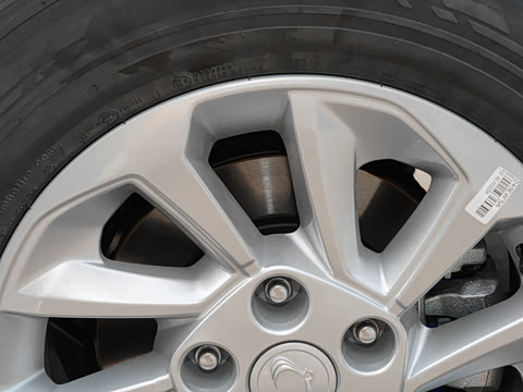 2025�� 2.2T  ������Խ�� 5�� ����