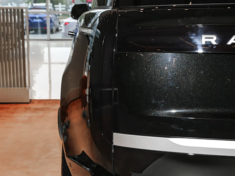 2026�� 3.0 L6 400PS AB�����