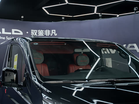 2025�� ������