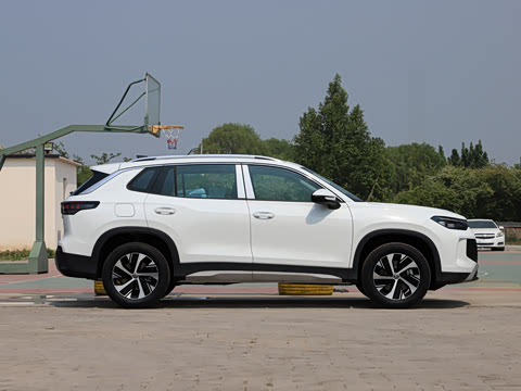 2026�� ̽��L 330TSI ������Ӣ
