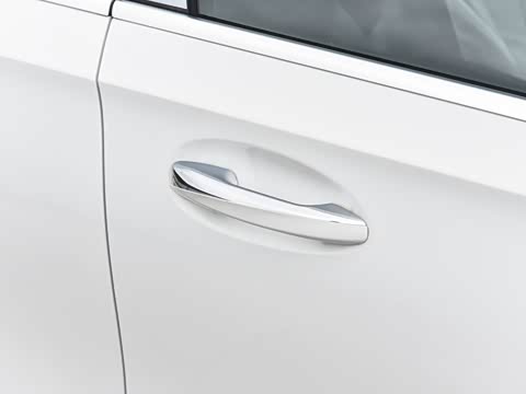 2025�� �Ŀ� A 200 L ʱ����