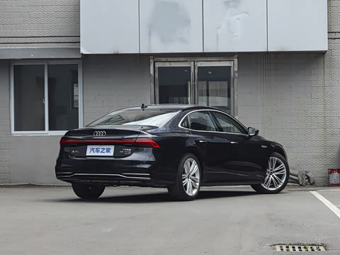 2026�� 45 TFSI quattro ������