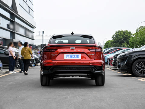 2026�� 2.0T EcoBoost  E �춯  �˶��� ST-Line