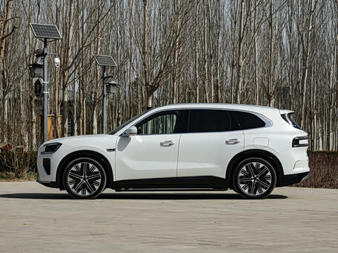 2026�� Ultra+�� 70kWh