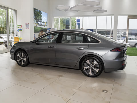 2026�� EV 550km ������