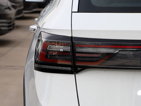 2026�� 300TSI �������°�